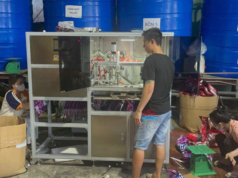 Sự khác nhau giữa sản xuất nước giặt gia công và chính hãng (1)