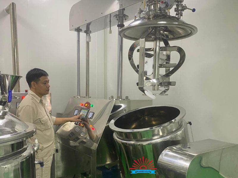 Máy nhũ hóa chân không hoạt động như thế nào